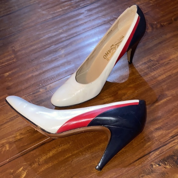 Salvatore Ferragamo Shoes - Vintage Salvatore Ferragamo for Saks Navy Red White Leather Pumps 7.5 AA